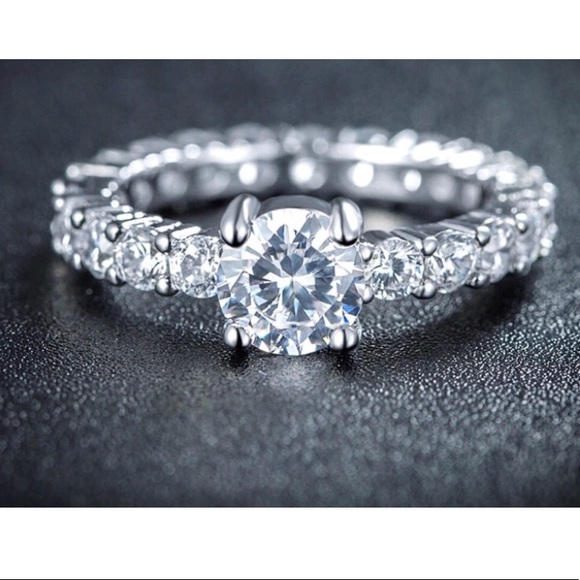 🎀NWT .925 ETERNITY BAND/ENGAGEMENT RING!!🎀 - Picture 2 of 4